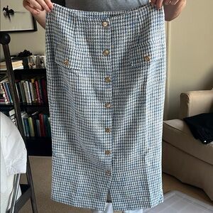 J. McLaughlin Blue and White Houndstooth Pencil Skirt